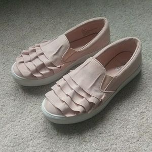 Mia blush slip-on sneakers